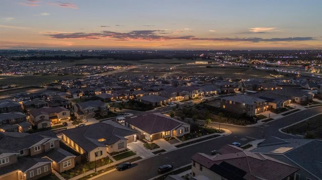 4631 Valley Terrace Cir, Folsom, CA 95630