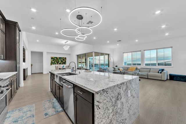 4631 Valley Terrace Cir, Folsom, CA 95630