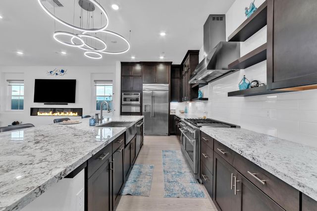 4631 Valley Terrace Cir, Folsom, CA 95630