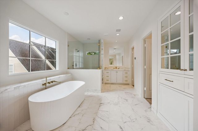 3920 University Boulevard, Houston, TX 77005