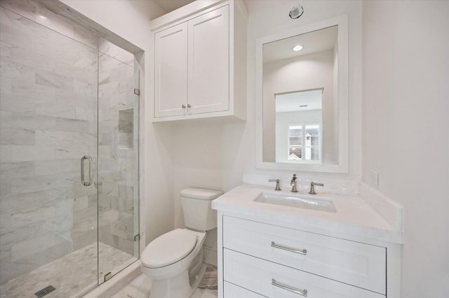 3920 University Boulevard, Houston, TX 77005