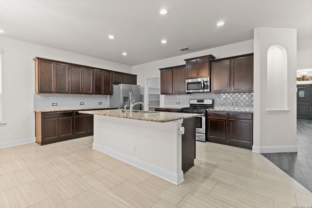 15143 Field Sparrow, San Antonio, TX 78253