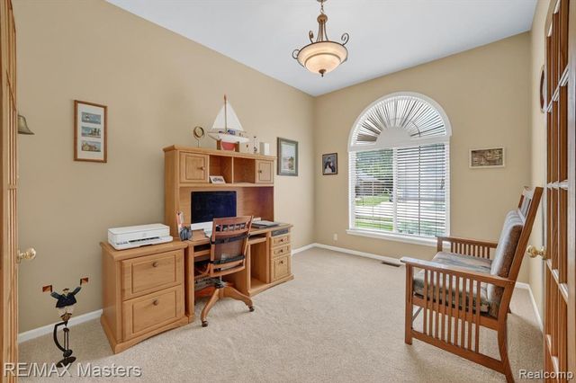 28817 Sugar Island Court, Rockwood, MI 48173
