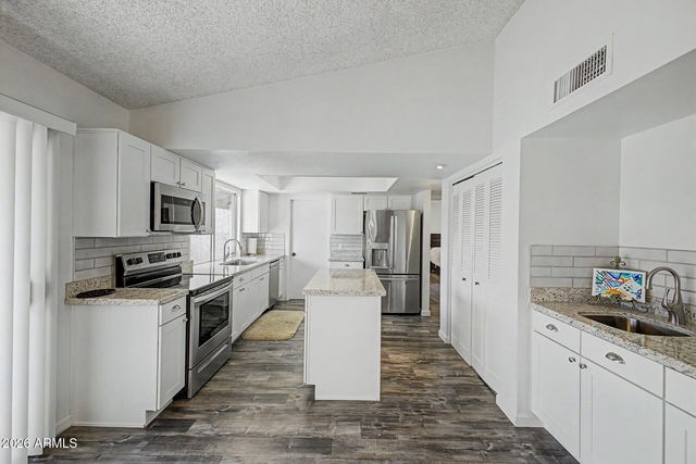 17837 N 45TH Avenue, Glendale, AZ 85308