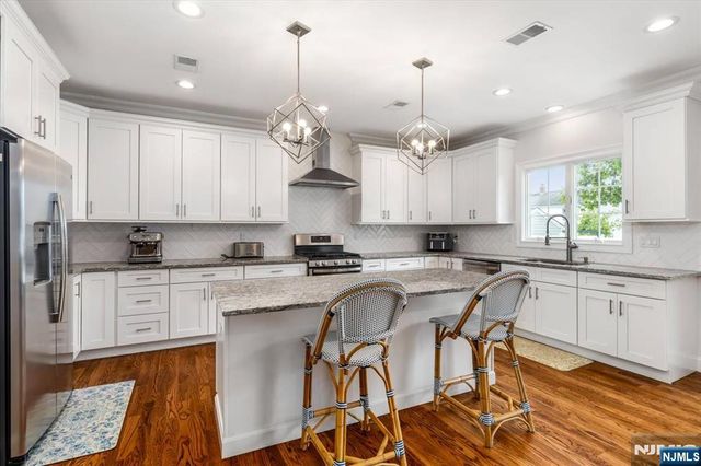 180 Terrace Avenue, Lodi, NJ 07644