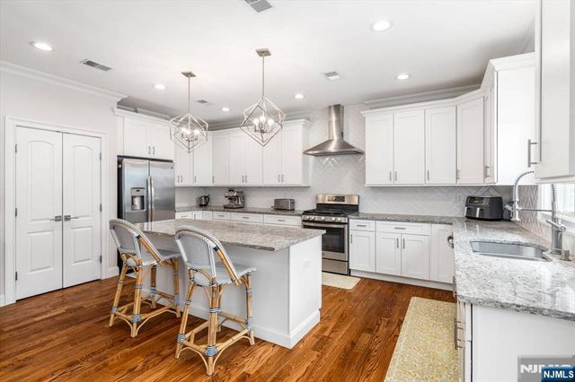 180 Terrace Avenue, Lodi, NJ 07644