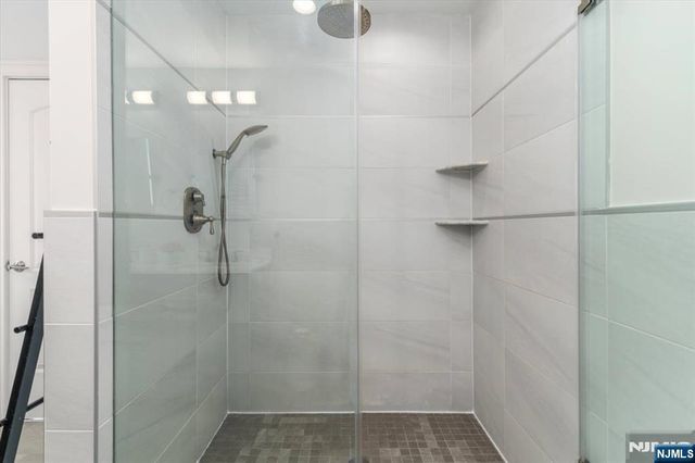 180 Terrace Avenue, Lodi, NJ 07644