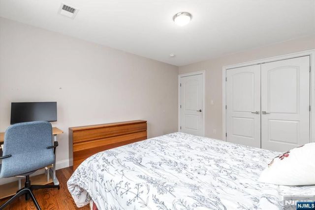 180 Terrace Avenue, Lodi, NJ 07644