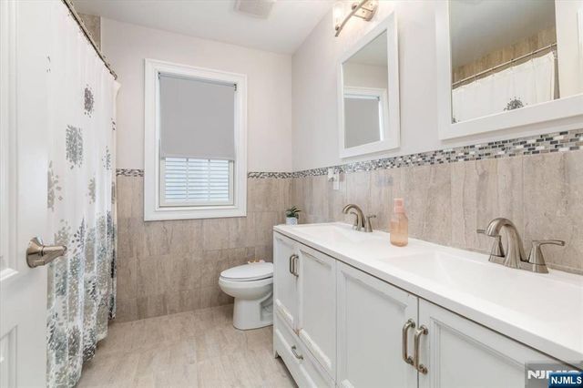 180 Terrace Avenue, Lodi, NJ 07644