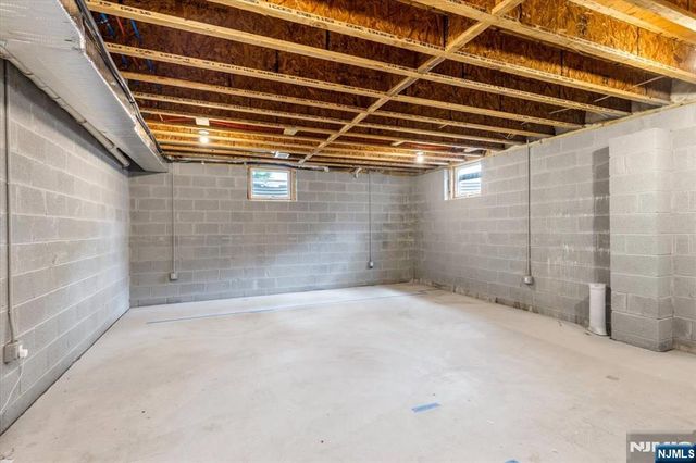 180 Terrace Avenue, Lodi, NJ 07644