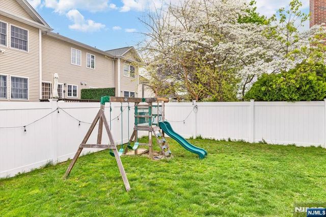 180 Terrace Avenue, Lodi, NJ 07644