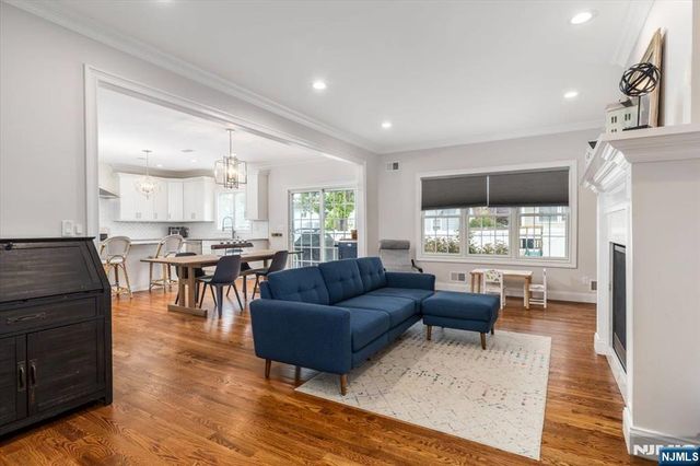 180 Terrace Avenue, Lodi, NJ 07644