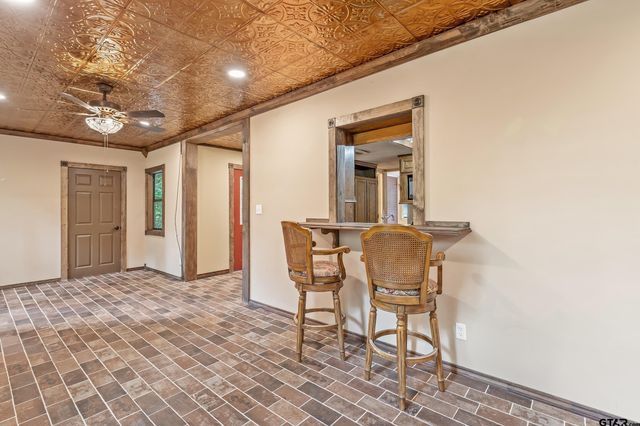 9050 County Road 3410, Brownsboro, TX 75756