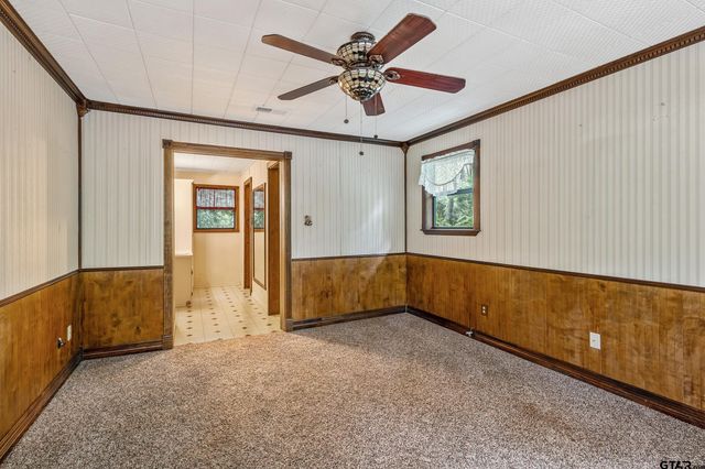 9050 County Road 3410, Brownsboro, TX 75756