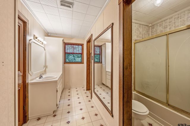 9050 County Road 3410, Brownsboro, TX 75756