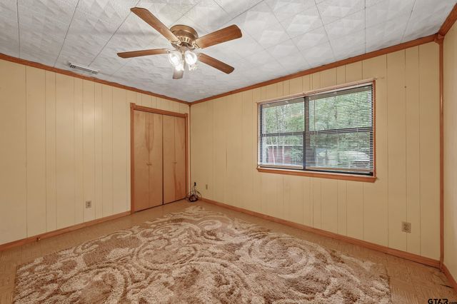 9050 County Road 3410, Brownsboro, TX 75756
