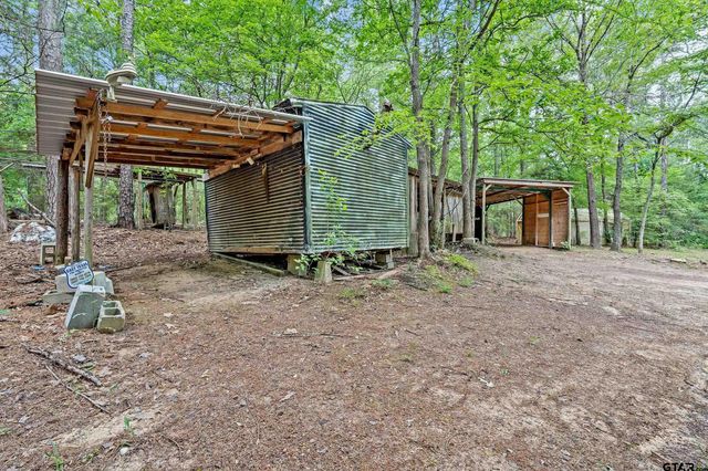 9050 County Road 3410, Brownsboro, TX 75756