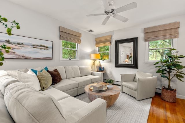 38 Hawthorne Rd, Wayland, MA 01778