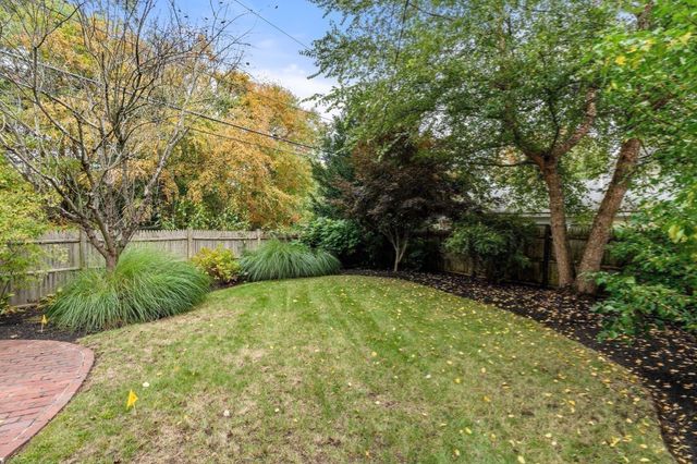 38 Hawthorne Rd, Wayland, MA 01778