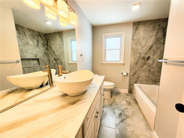 2525 Lyell Road, Gates, NY 14606