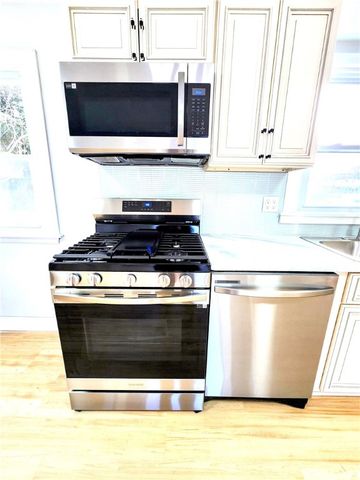 2525 Lyell Road, Gates, NY 14606