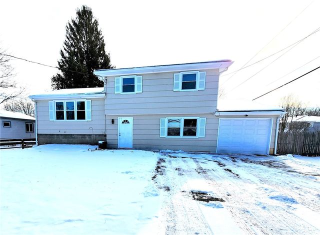 2525 Lyell Road, Gates, NY 14606