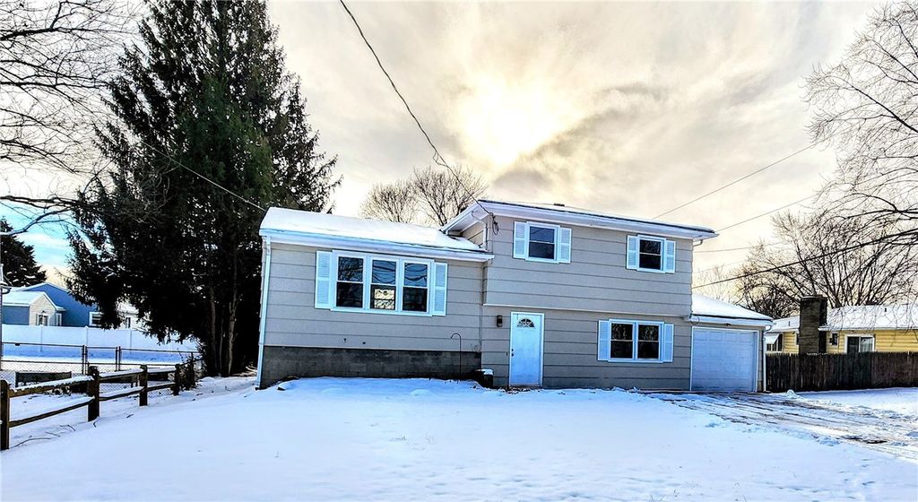 2525 Lyell Road, Gates, NY 14606