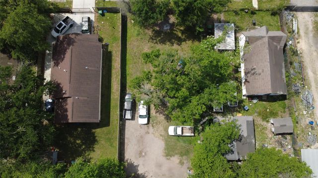 8706 Lawnridge Street, Houston, TX 77016