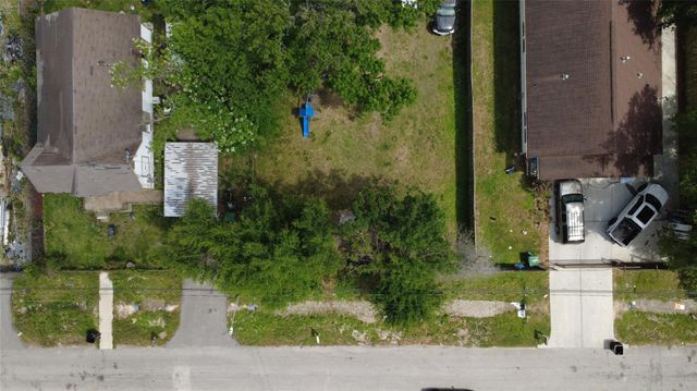 8706 Lawnridge Street, Houston, TX 77016