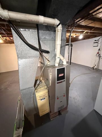 1519 ADAMS AVENUE, Oshkosh, WI 54902