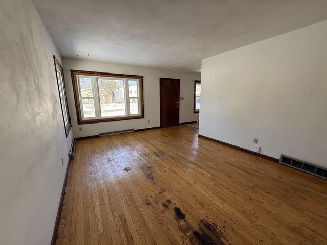 1519 ADAMS AVENUE, Oshkosh, WI 54902