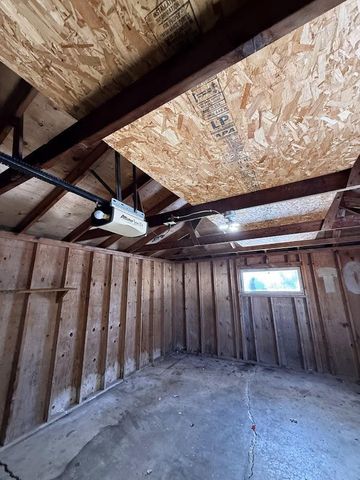 1519 ADAMS AVENUE, Oshkosh, WI 54902