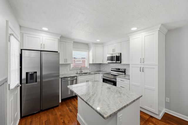 955 Effie Road, Lexington, KY 40511