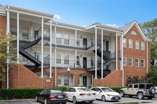 207 Westover Ave Apt 301, Norfolk, VA 23507