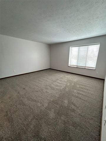 1936 Washington Drive, Washington Twp, OH 45458