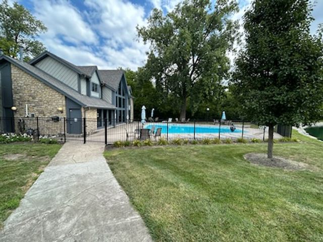 1936 Washington Drive, Washington Twp, OH 45458
