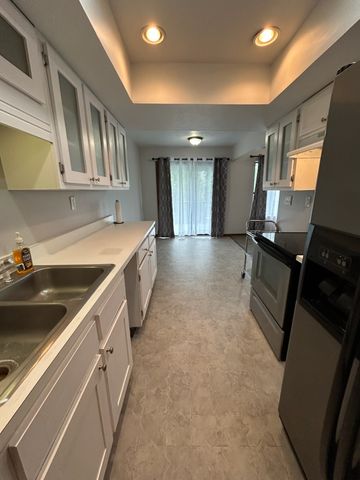 1936 Washington Drive, Washington Twp, OH 45458