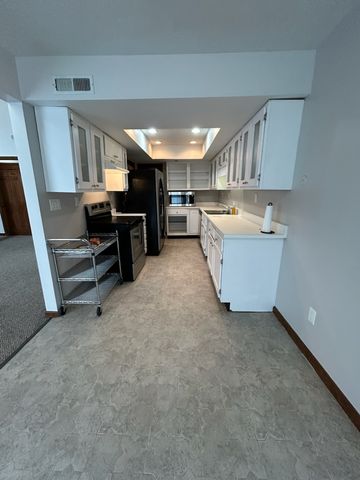1936 Washington Drive, Washington Twp, OH 45458