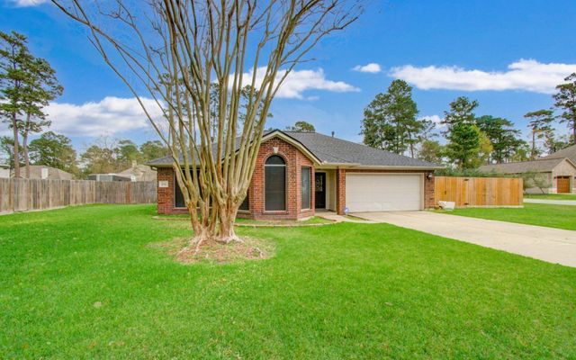 914 Garrett Drive, Magnolia, TX 77354