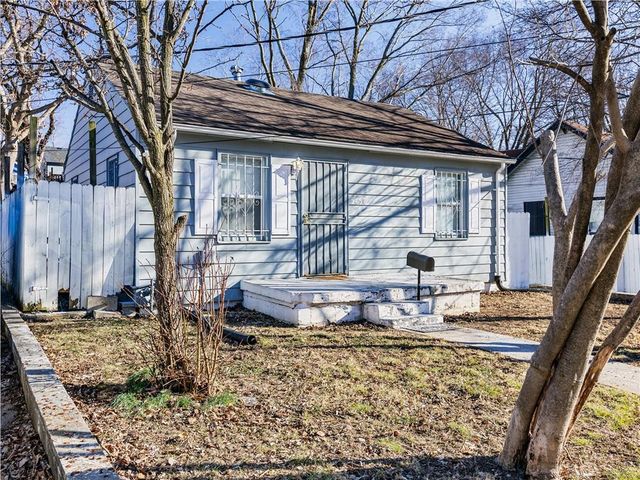 2457 Poplar Avenue, Kansas City, MO 64127