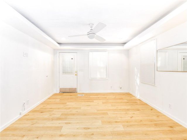 2457 Poplar Avenue, Kansas City, MO 64127