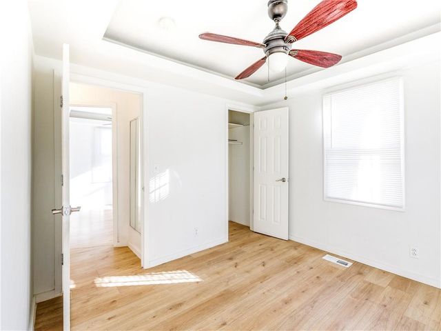 2457 Poplar Avenue, Kansas City, MO 64127