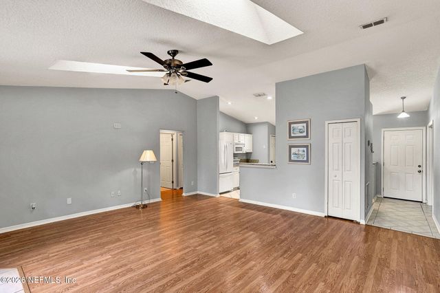 2925 COLLEGE PARK Drive, Middleburg, FL 32068