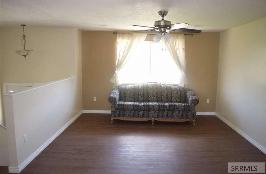 Image 2 of property listing at 856 Sawtooth Street, Chubbuck, ID 83202