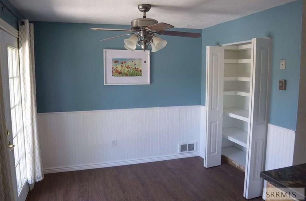 Image 5 of property listing at 856 Sawtooth Street, Chubbuck, ID 83202