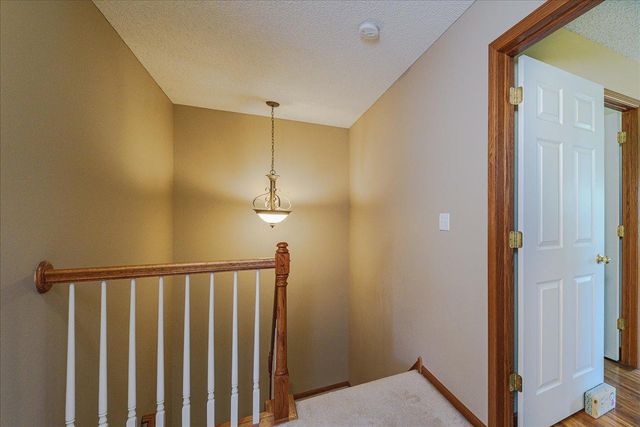 15826 Frisian Lane, Apple Valley, MN 55124