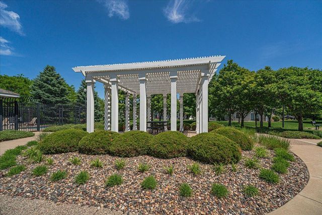15826 Frisian Lane, Apple Valley, MN 55124