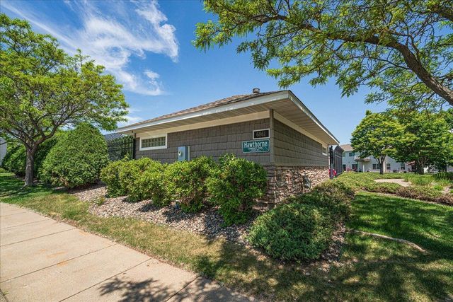 15826 Frisian Lane, Apple Valley, MN 55124