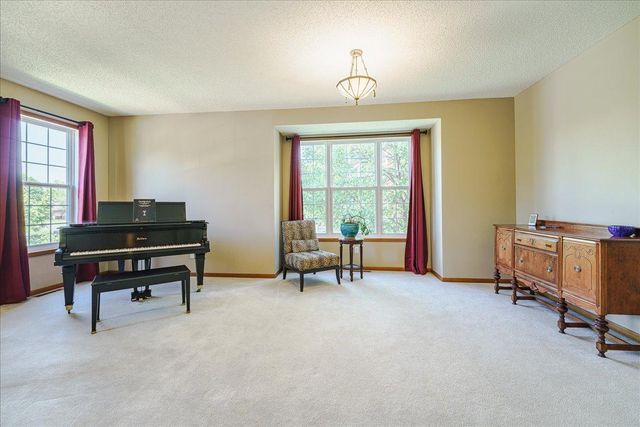 15826 Frisian Lane, Apple Valley, MN 55124