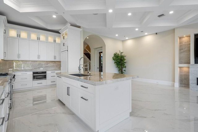 549 NE 19th Avenue C, Deerfield Beach, FL 33441